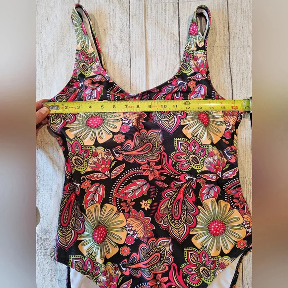 Nicole Miller Studio Plus Size •1X• Meadow Floral 1 Pc Swimsuit Scoop Back ☆NWT - Picture 4 of 10
